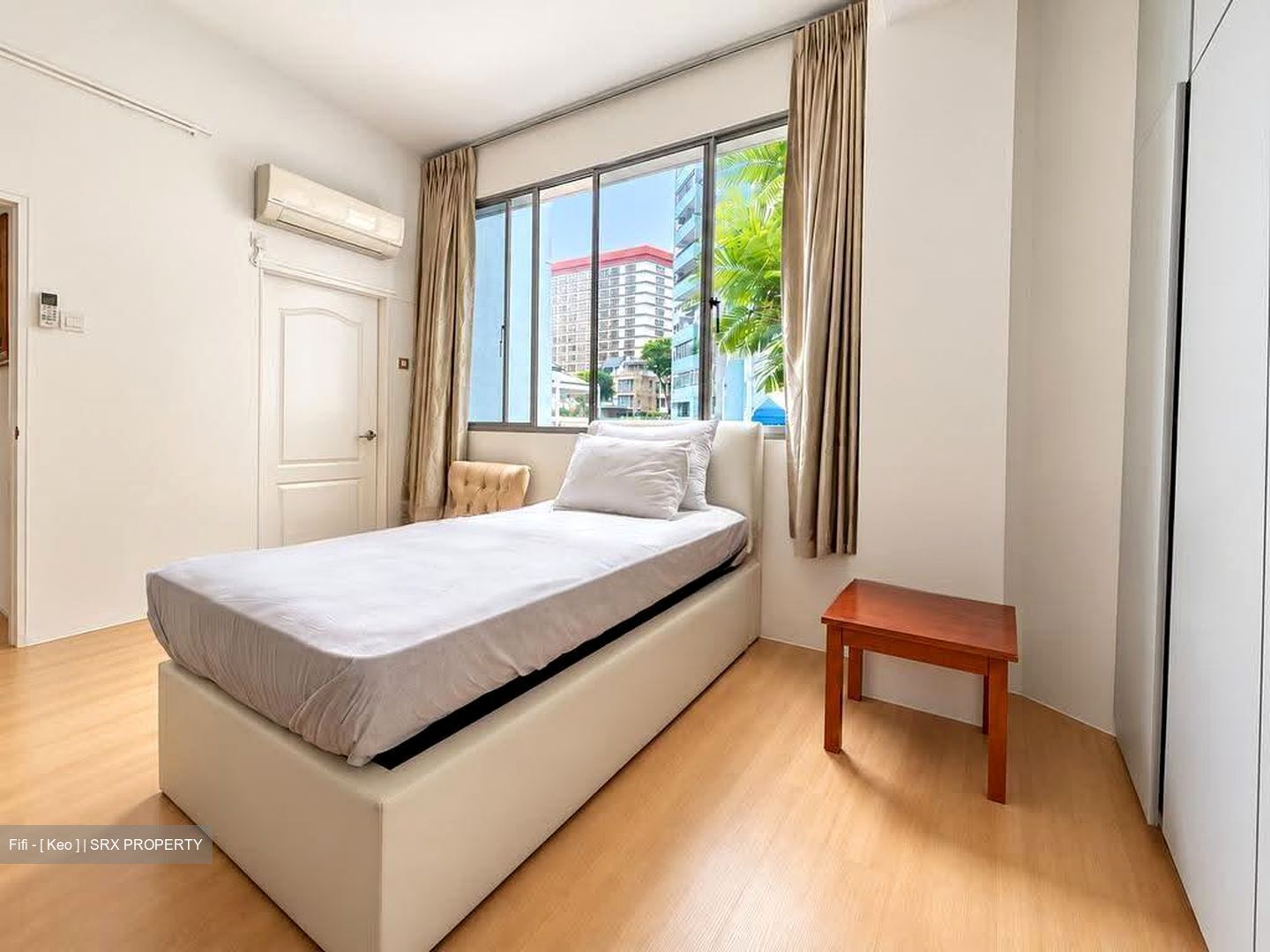 Elizabeth Tower (D9), Apartment #636253171